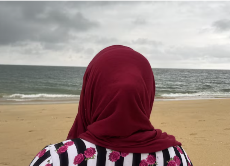 Eroding shorelines, vanishing memories: Families in Kalpitiya battle climate woes